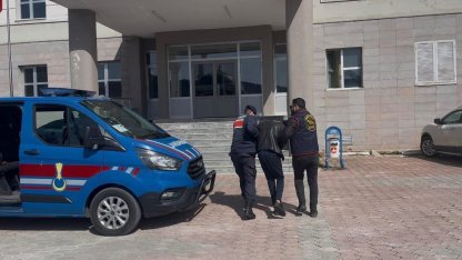 Komiserim yalanıyla 1 milyon TL dolandıran 2 şüpheli tutuklandı