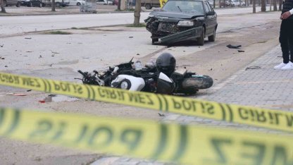 Konya’da bayram günü yaşanan kazada ağır yaralanan motosikletli genç kurtarılamadı