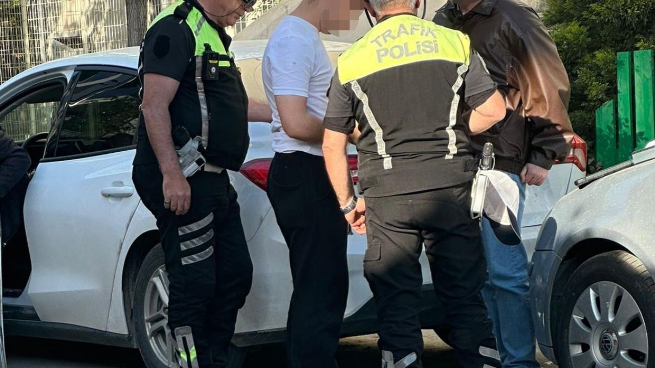 Korsan taşımacılığa ağır ceza: Sürücüye 100 bin TL, yolcuya ise 3 bin 800 TL ceza kesildi