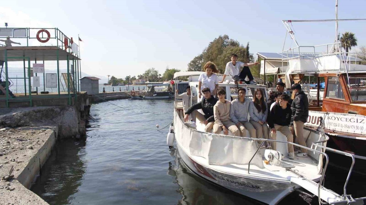 Köyceğiz Gölü’nde incelemelerde bulunuldu