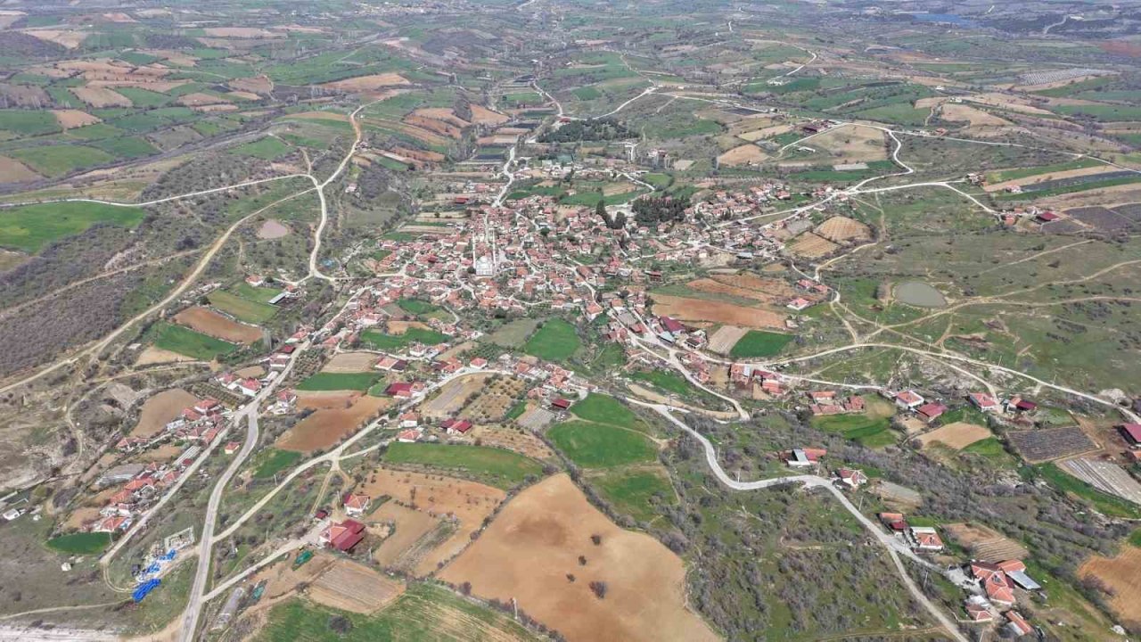 Kula’da 10 yıllık taşıma su çilesi son buluyor