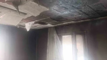 Kumlu’da ev yangını