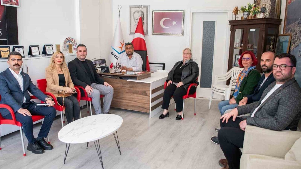 Kuşadası Belediyesi Başkan Vekili Demirtaş, Güzelçamlı Mahallesi’nde vatandaşlarla buluştu