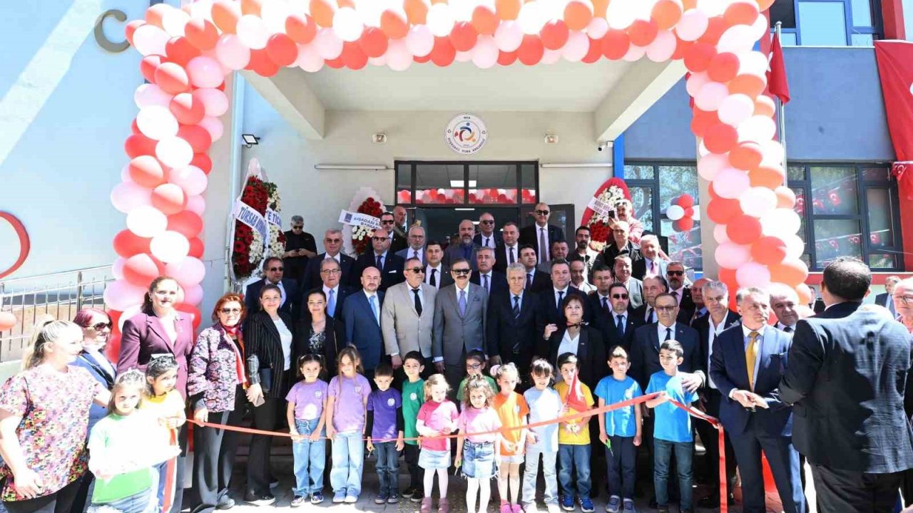 Kuşadası’nda TOBB Anaokulu açıldı