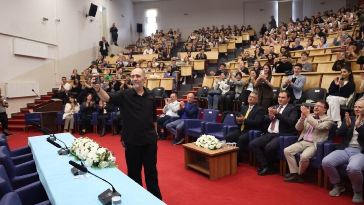 Kütahya’da "Neyin Peşindesin" konulu söyleşi