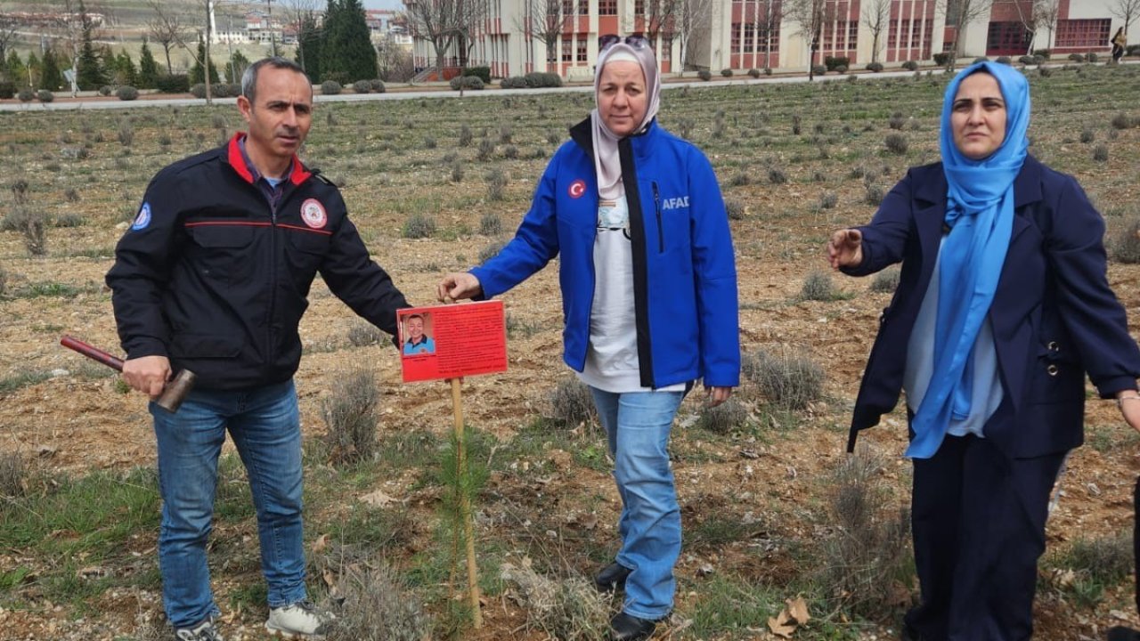Kütahya’da şehit itfaiye eri anısına fidan dikildi