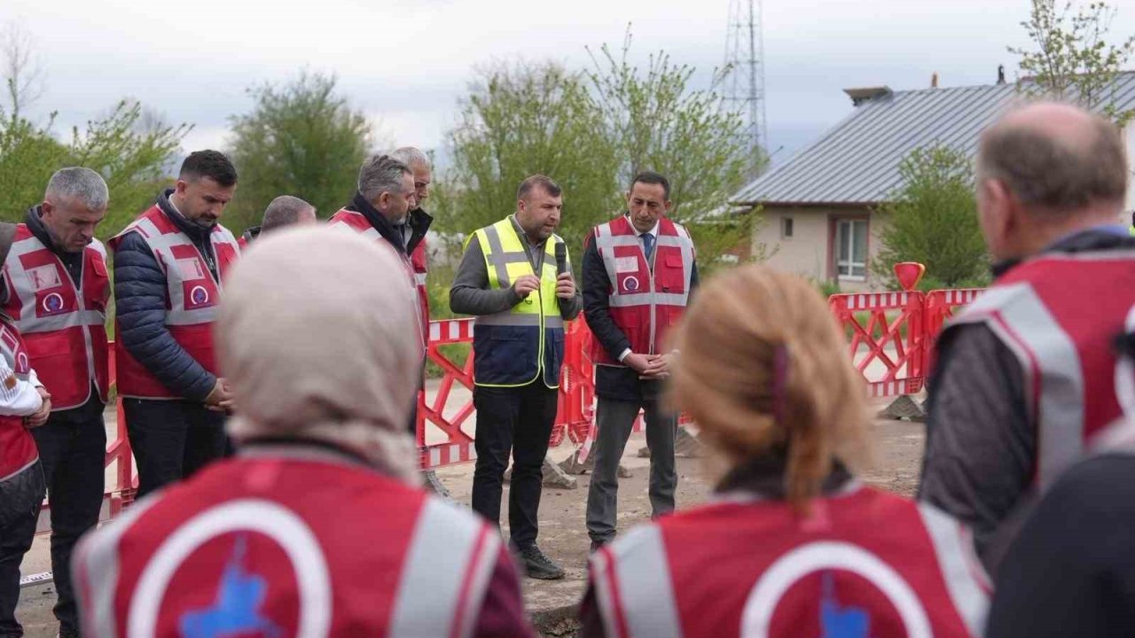 Mahalle muhtarları projeleri inceledi