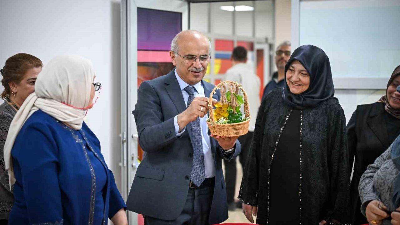 Malatya Büyükşehir Belediyesi’nden üreten kadınlara büyük destek