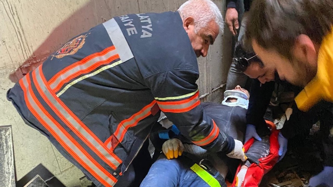 Malatya’da asansör boşluğuna düşen işçi yaralandı