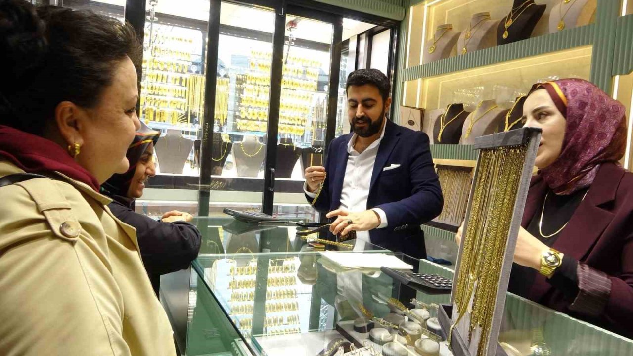 Malatya’da yeni çarşıda kepenkler açılıyor