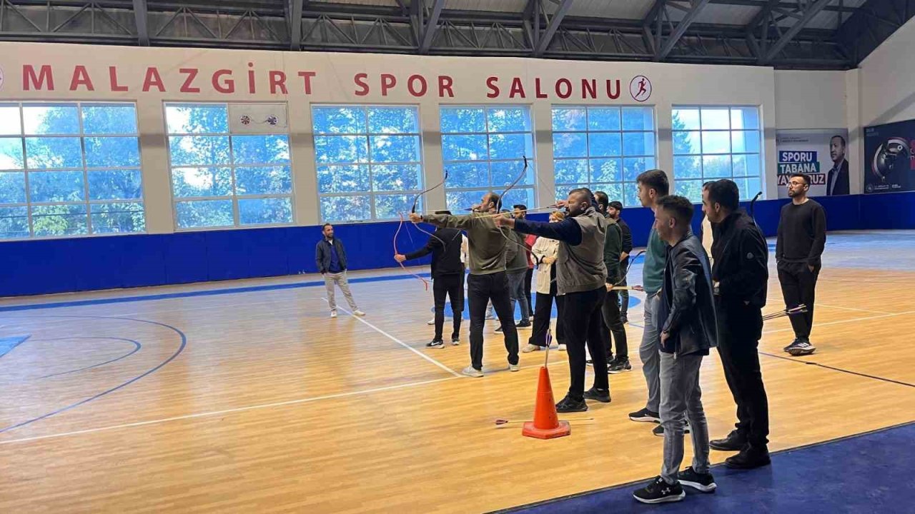 Malazgirt’te spor şenlikleri başladı