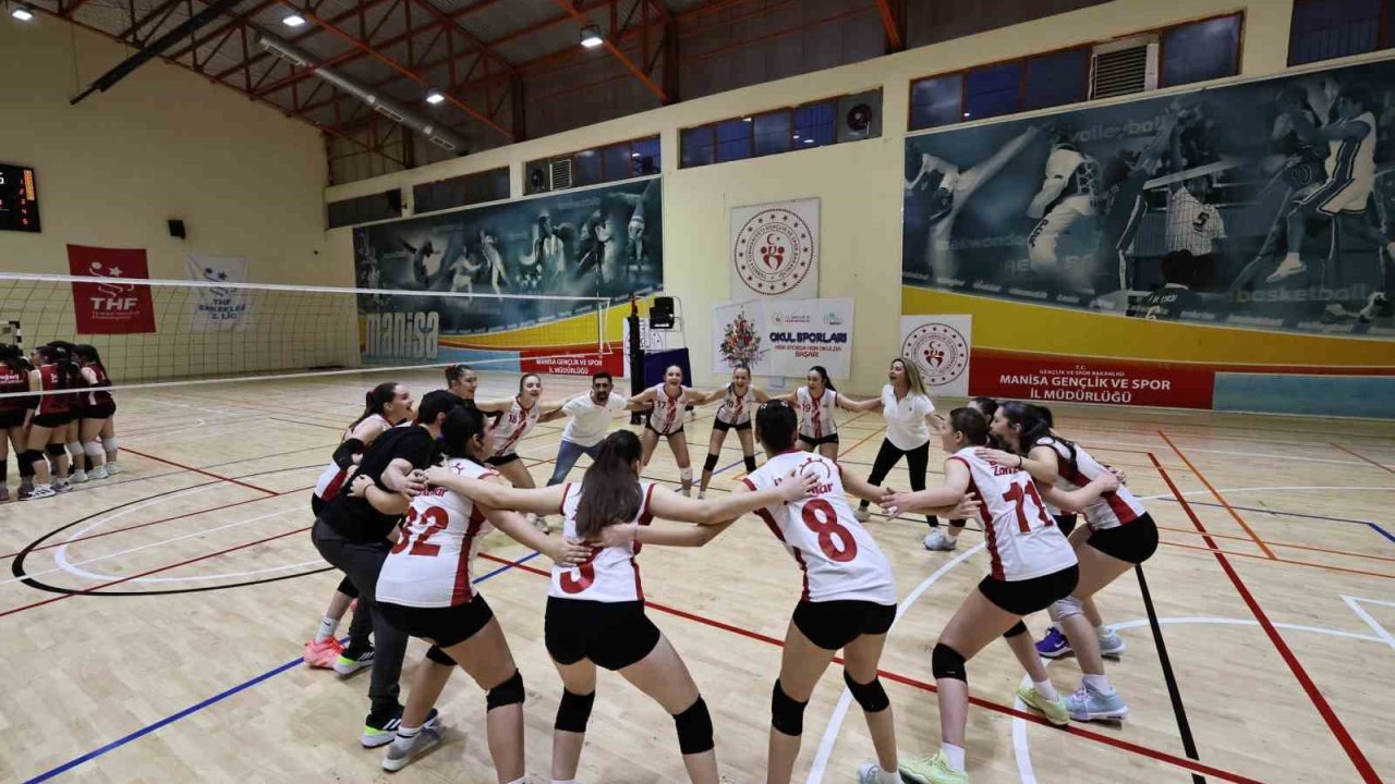 Manisa’da Yıldız Kızlar Voleybol İl Şampiyonu Değerli Zamanlar Spor Kulübü oldu