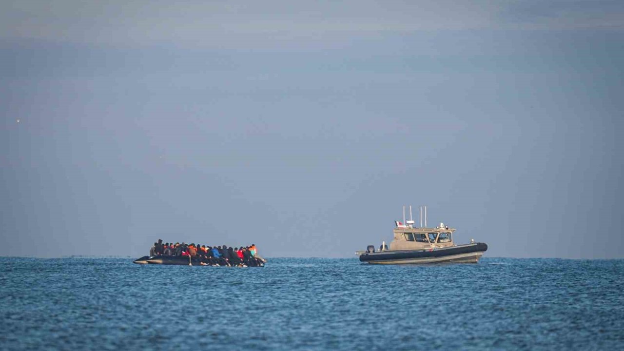 Manş Denizi’nde göçmen faciası: 4 ölü