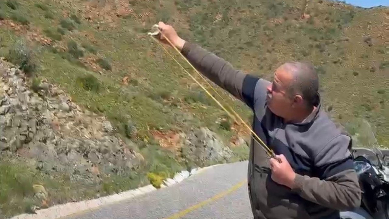 Marmaris’te sapanla tohum topu attılar