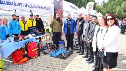 MCBÜ’de ’Afetlerde insan olmak’ sempozyumu