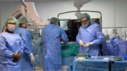MEAH’ta kapalı sistemle yüksek riskli 4 hastanın kalp kapağı değiştirildi