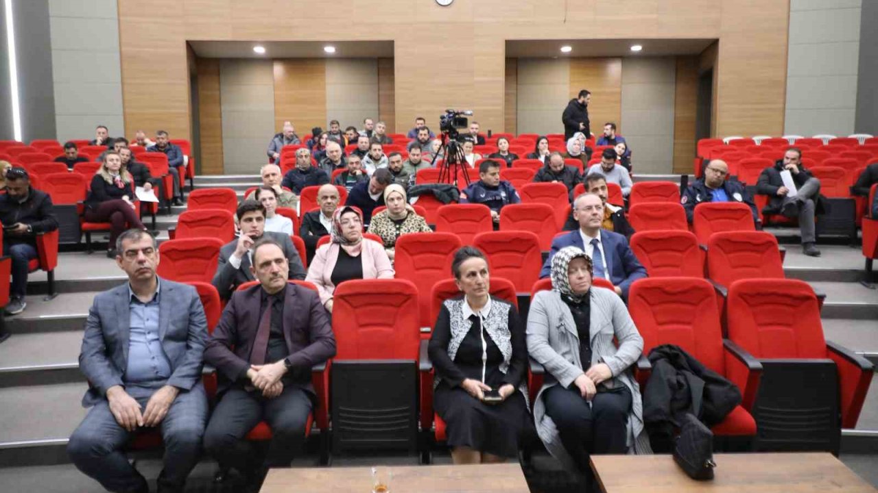 Melikgazi Belediyesi personeline ‘Kurumsal Aidiyet Eğitimi’