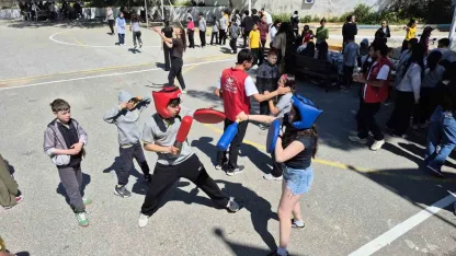Menteşe’de gönüllü gençlerden örnek etkinlik