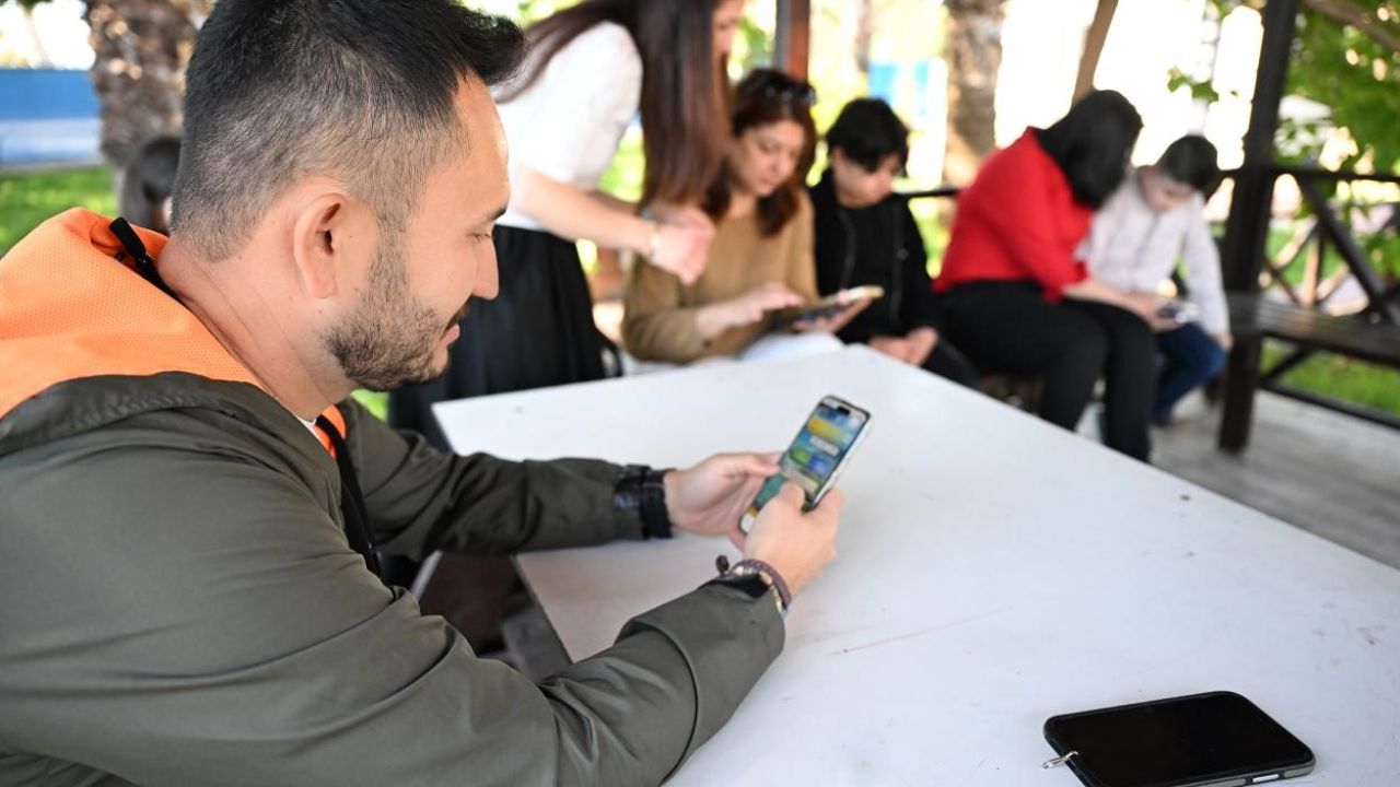 Mersin’de ‘Çevresin’ uygulaması hizmete sunuldu