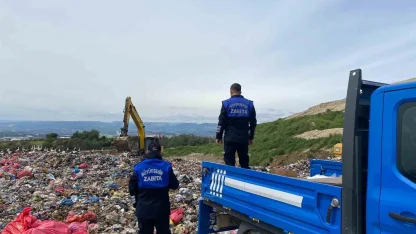 Mersin’de sağlıksız şekilde taşınan çiğ köfte kolilerine el konuldu