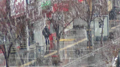 Meteoroloji uyardı: Kars’ta kar yağışı başladı