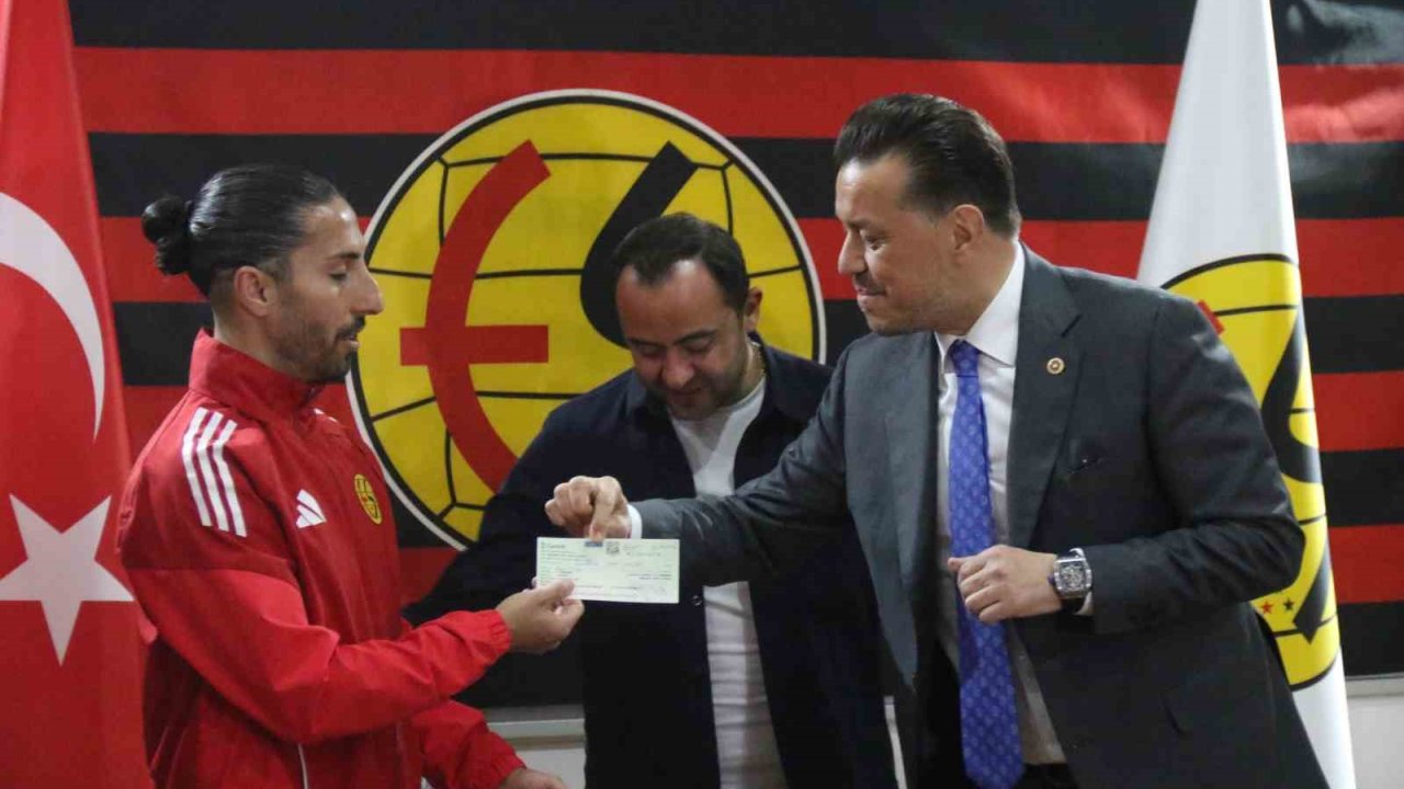Milletvekili Hatipoğlu’ndan Eskişehirspor’a 5 milyon TL’lik destek