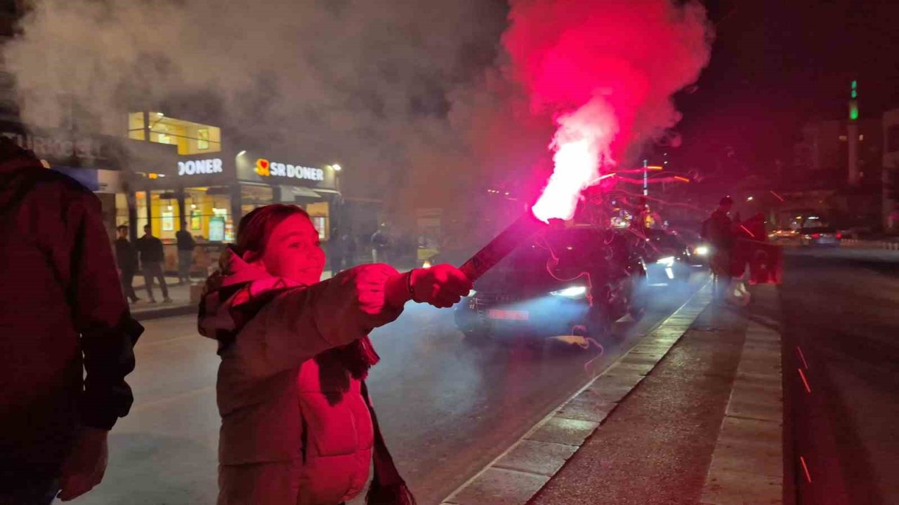 Milli başarıya en çok da çocuklar sevindi