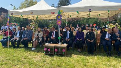 Minik öğrenciler hayallerini kağıda çizdi