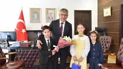 MSKÜ’de Rektörlük makamı çocuklara emanet