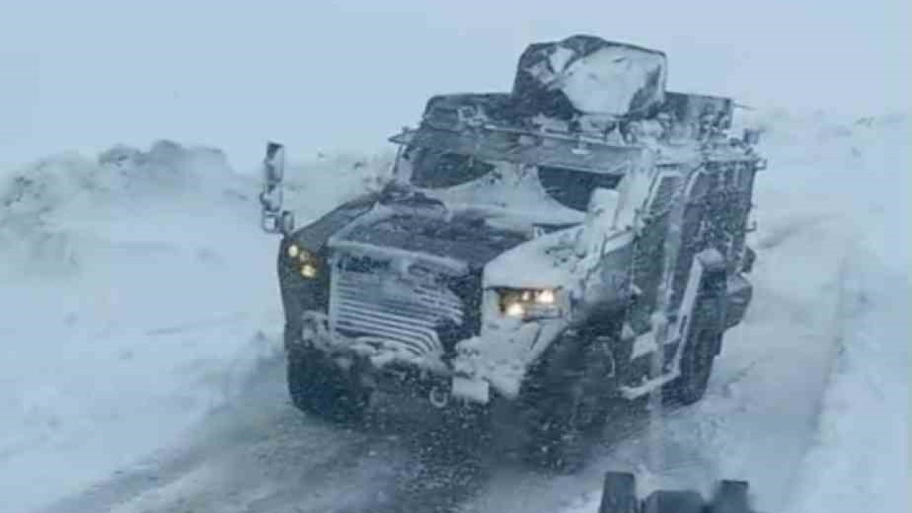 Muş’ta 20 köy yolu kapandı