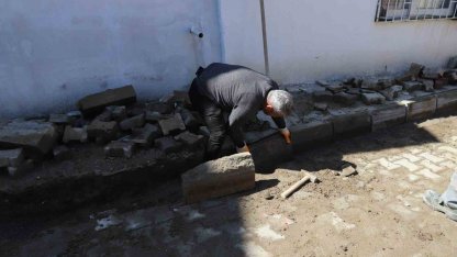 Nazilli’de yol bakım ve onarım çalışmaları sürüyor