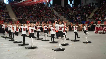 Niğde’de 23 Nisan Coşkusu tören ve gösterilerle kutlandı