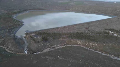 Niğde’de sağanak ve eriyen kar suları taşkınlara neden oldu