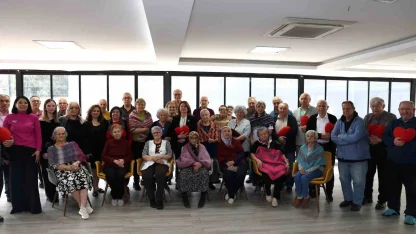 Nilüferli kadınlardan huzurevi sakinlerine gönül köprüsü