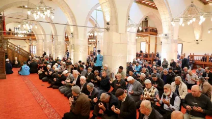 Okul saldırısında hayatını kaybeden öğretmen ve öğrencileri için mevlit okutuldu