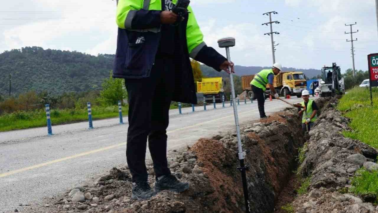 Ömrünü tamamlamış içme su hatları yenileniyor