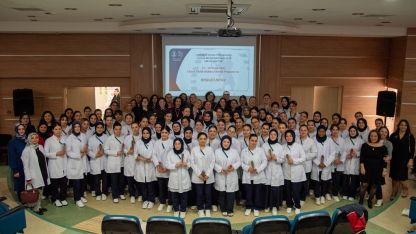 OMÜ’de Ulusal Ebeler Haftası etkinliklerle kutlandı