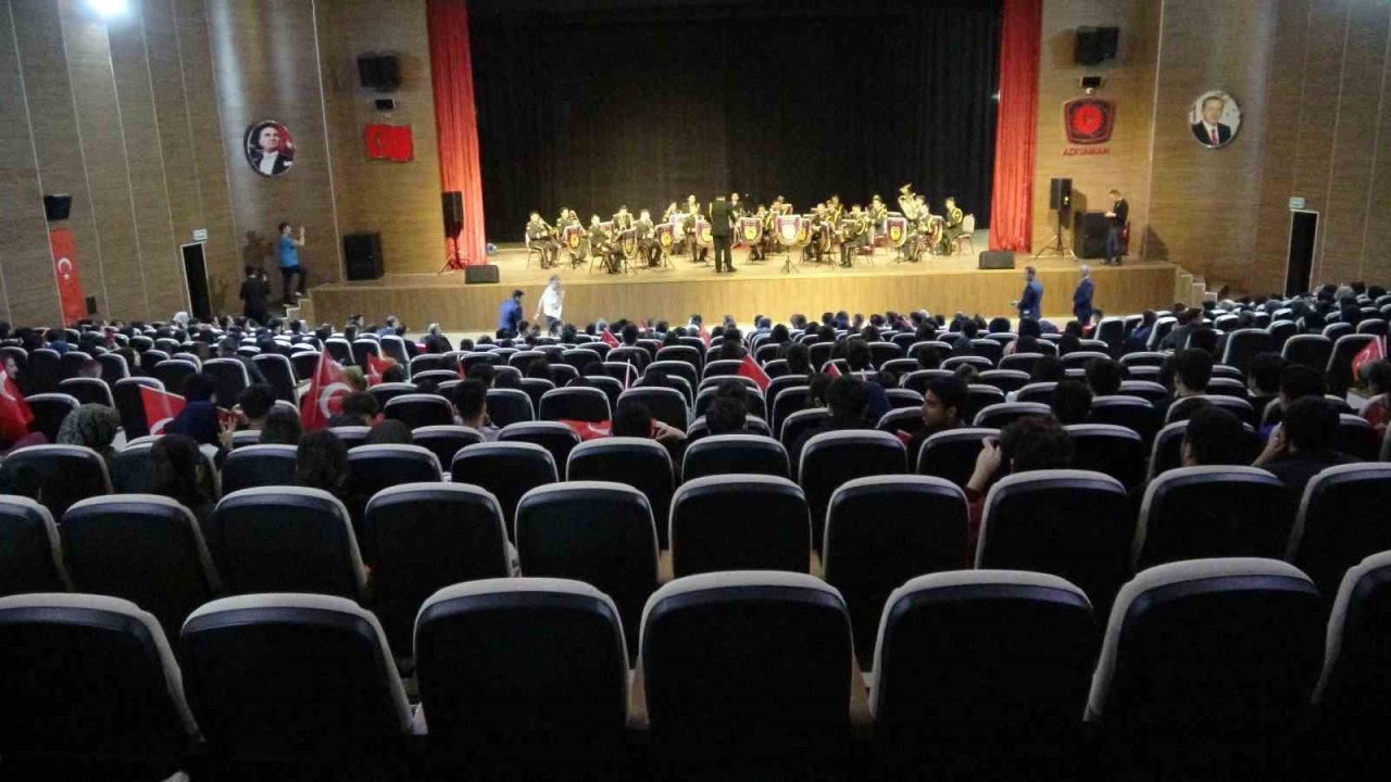 Ordu Bölge Bandosu Adıyaman’da konser verdi