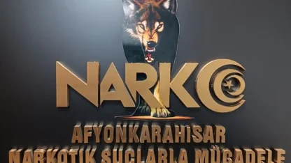 Otogarda otobüs bekleyen yolcu uyuşturucu ile yakalandı