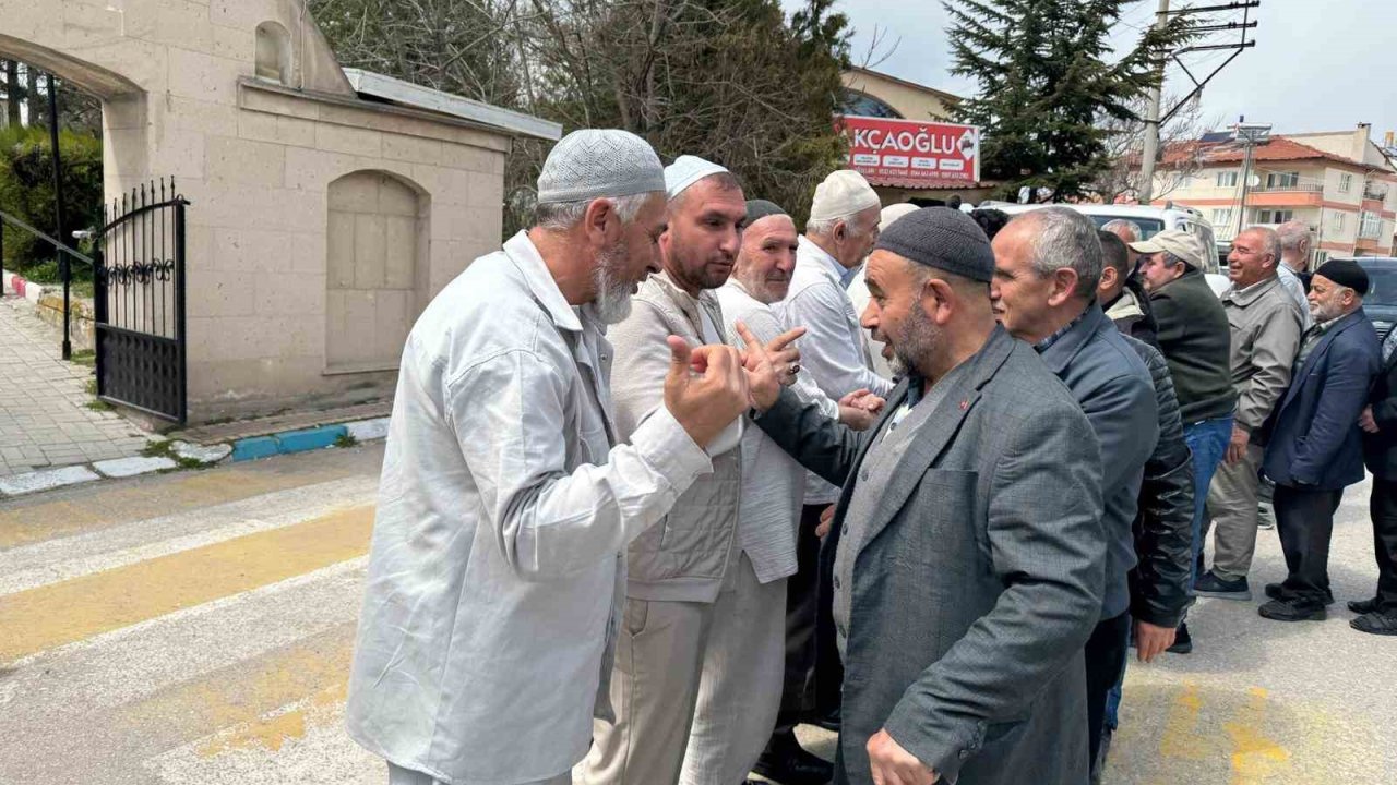 Otomobilin çarptığı yaya yaralandı