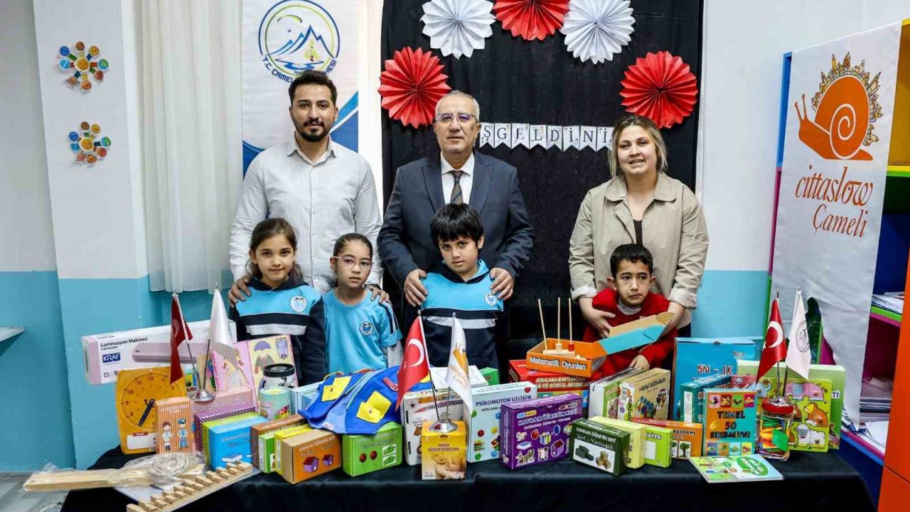 Özel eğitim öğrencilerine malzeme desteği