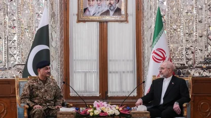 Pakistan Genelkurmay Başkanı Munir, Galibaf ile görüştü