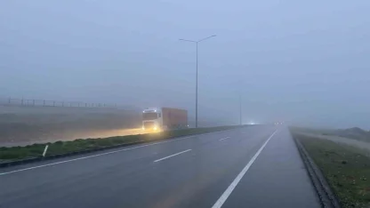 Pamuk geçidinde yoğun sis ve sağanak etkili oldu