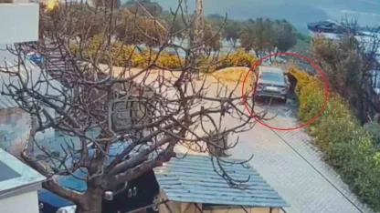 Park halindeki otomobili benzin döküp yakan, araç sahibinin yeğeni çıktı