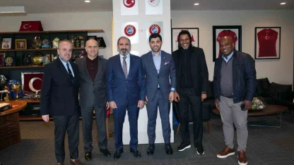 Rigobert Song, Başkan Hacıosmanoğlu ve Başkan Vekili Otyakmaz’ı ziyaret etti