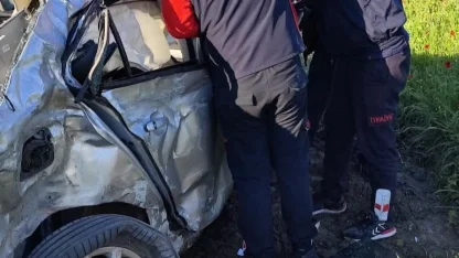 Sabah mesaiye giderken kaza yapan genç kadın hayatını kaybettı
