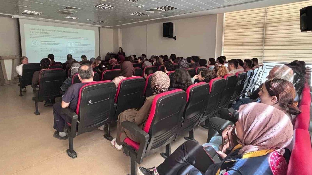 Sağlık çalışanlarına hukuki sorumluluk eğitimi