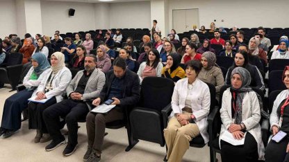 Sağlık çalışanlarına sıtma konulu bilgilendirme