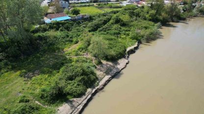 Sakarya’da nehre düşen çocuğu arama çalışmaları bir haftadır sürüyor