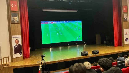 Sancaktepe’de tarihi gece: 24 yıllık Dünya Kupası hasreti dev ekran coşkusuyla son buldu